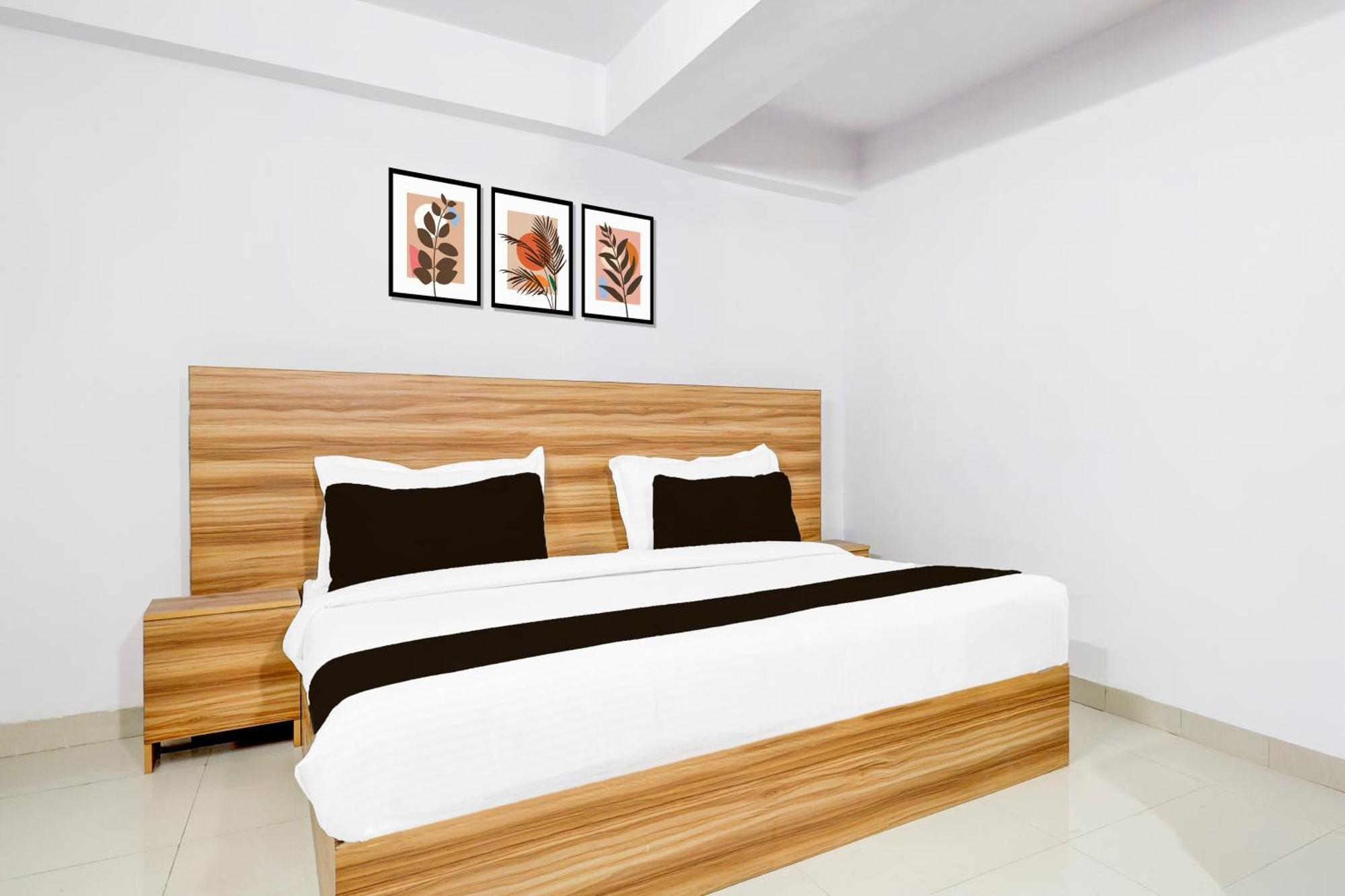 Hotel O Ocean Plaza New Delhi Exterior photo